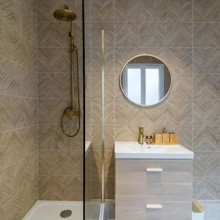 4pers#invalides#assemblee Nationale#paris 7 París